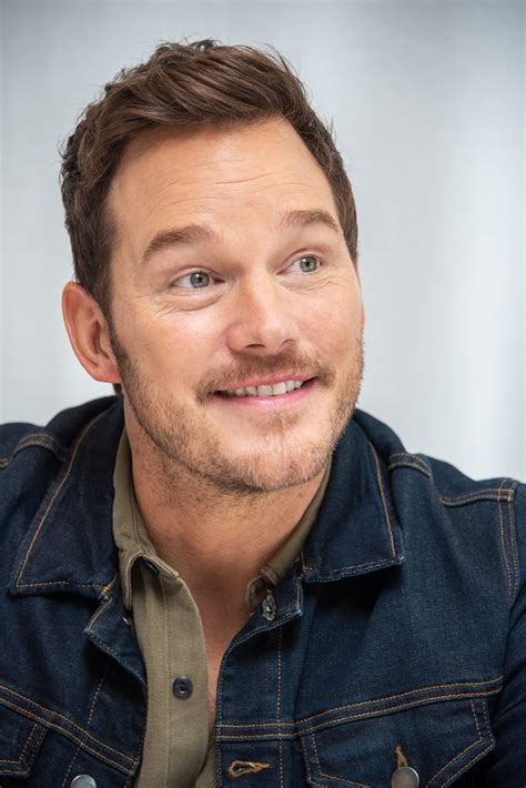 Chris Pratt's Magic Trick: An Exercise in Precision and Timing
